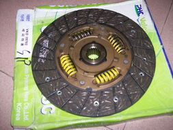 汽車核心配件詳解 從拆車件到原廠件的進(jìn)排氣系統(tǒng)與氣門部件選擇